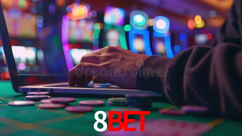Página oficial no Facebook da 8BET